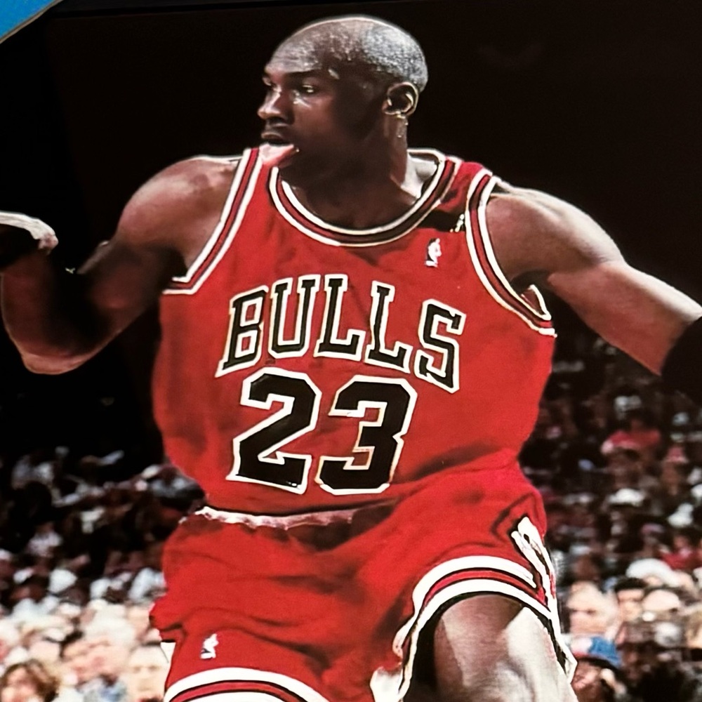 Michael Jordan Picture - Picture 2 of 12